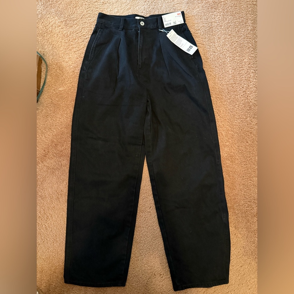 NWT Uniqlo Women’s Pleated Denim Pants